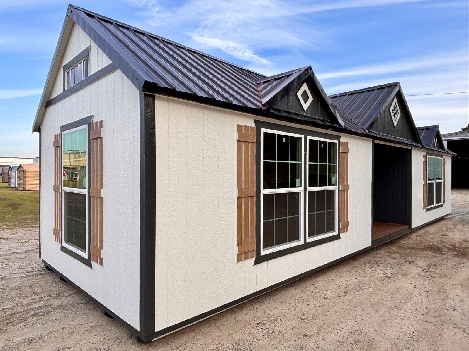 Elite Cabin - Image 2